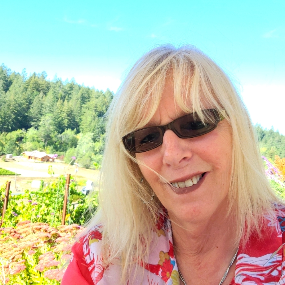 Meet your Posher, Valerie